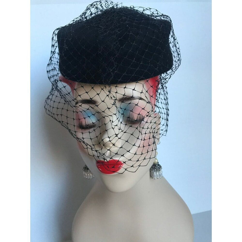 Vtg 1970's Fabini New York Peachfelt 100% Wool Made in USA Black Pill Box Hat